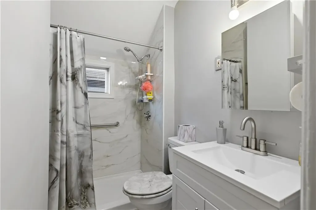 64 Stanwood Street Providence RI 02907