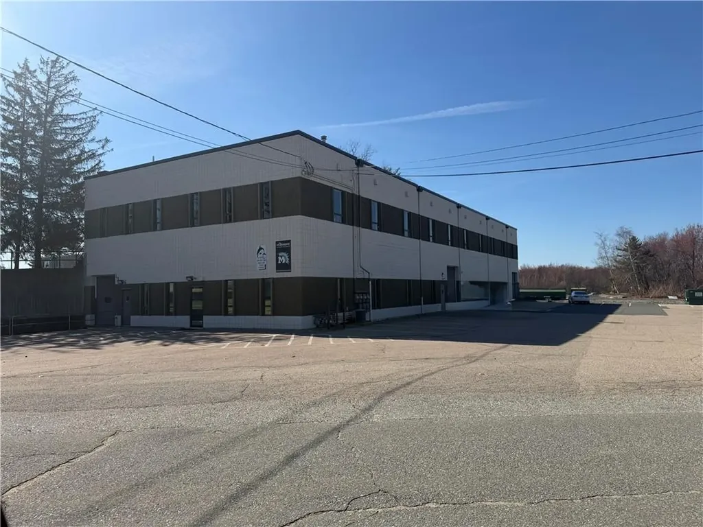 144 Bignall Street Warwick RI 02888