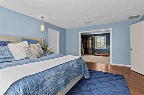 1340 Waterford Drive East Greenwich RI 02818-3805