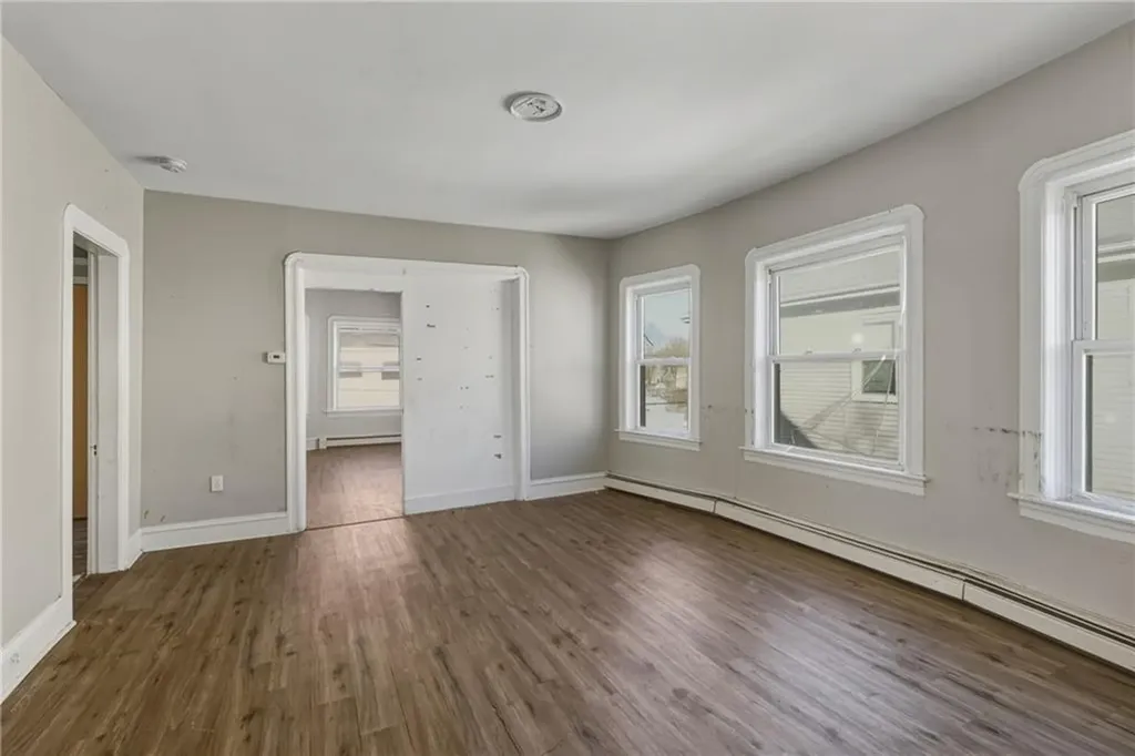 60 62 Hendricks Street Central Falls RI 02863