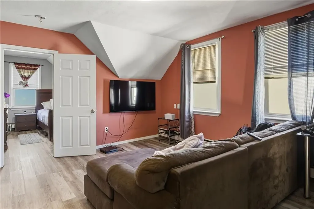 60 62 Hendricks Street Central Falls RI 02863