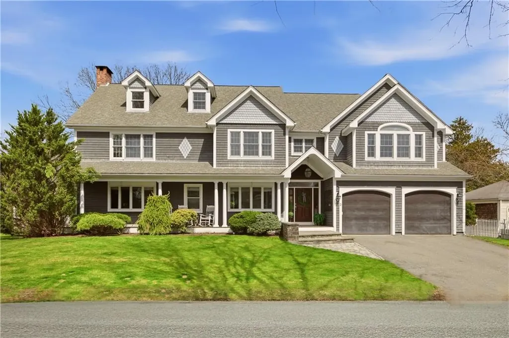 3 Deerfield Drive Barrington RI 02806