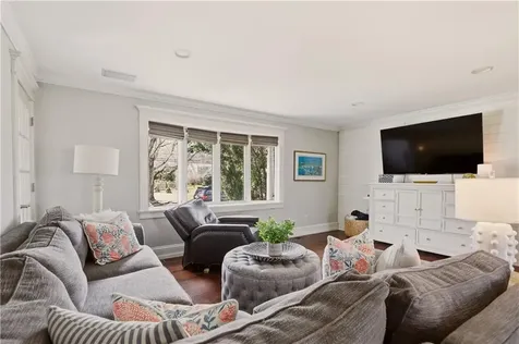 3 Deerfield Drive Barrington RI 02806