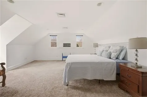 3 Deerfield Drive Barrington RI 02806