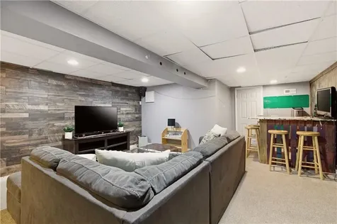 3 Deerfield Drive Barrington RI 02806