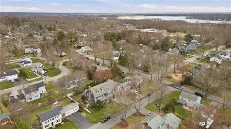 3 Deerfield Drive Barrington RI 02806