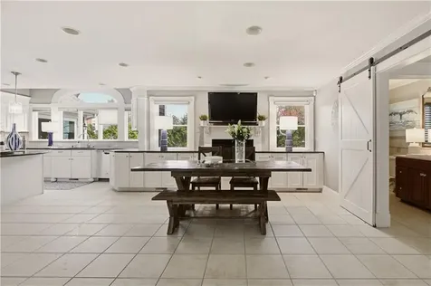 3 Deerfield Drive Barrington RI 02806