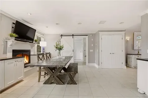 3 Deerfield Drive Barrington RI 02806