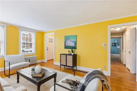 61 Bishop Avenue East Providence RI 02916