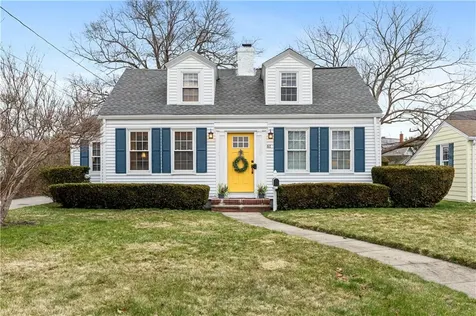 61 Bishop Avenue East Providence RI 02916