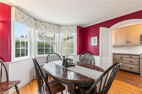 61 Bishop Avenue East Providence RI 02916