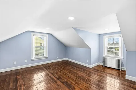 61 Bishop Avenue East Providence RI 02916