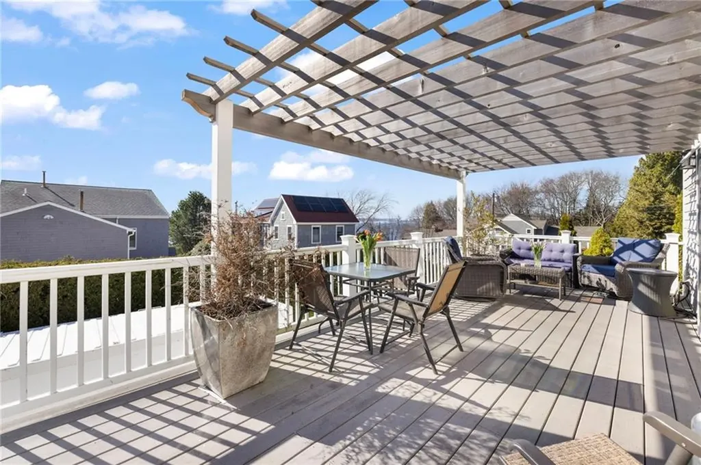 109 Umiak Avenue Jamestown RI 02835