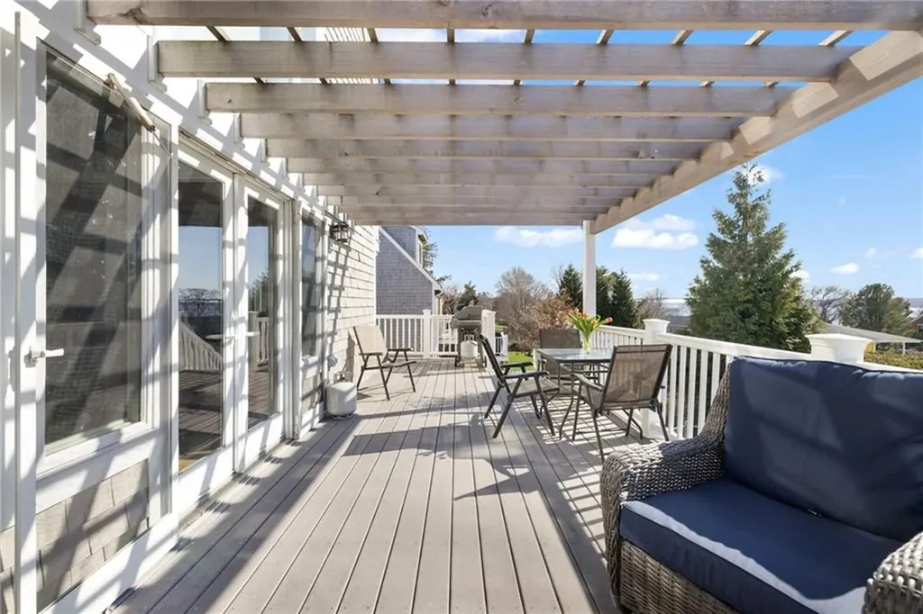 109 Umiak Avenue Jamestown RI 02835