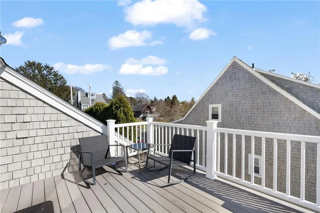 109 Umiak Avenue Jamestown RI 02835