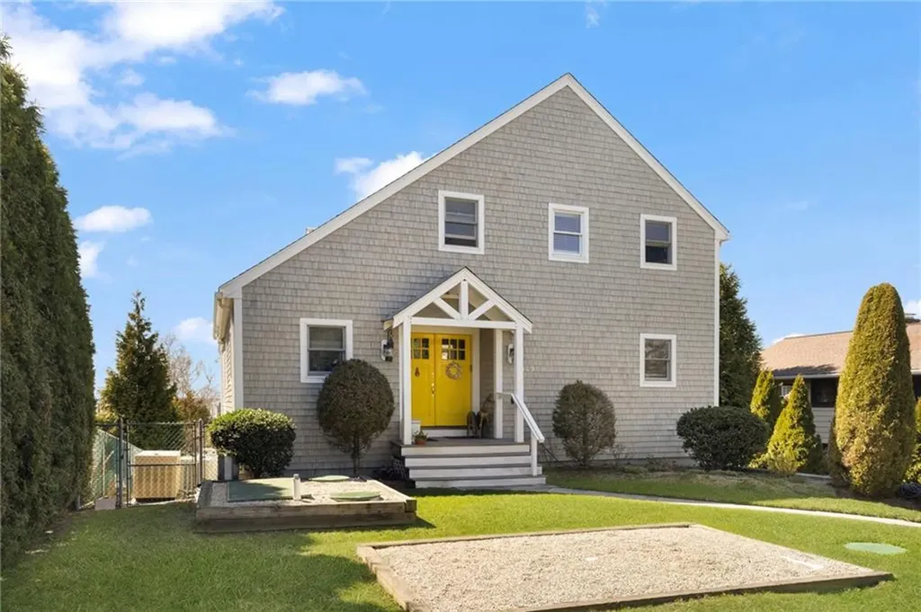 109 Umiak Avenue Jamestown RI 02835