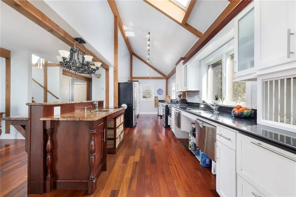 109 Umiak Avenue Jamestown RI 02835