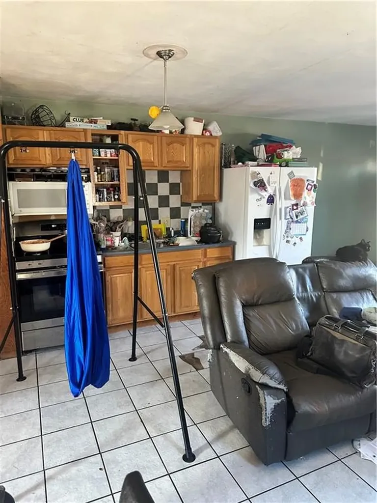 5 Washington Avenue Cranston RI 02920