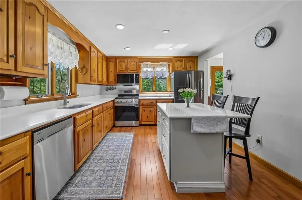 320 Shannock Road South Kingstown RI 02879
