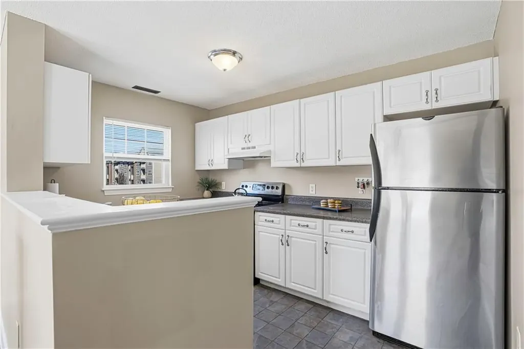 92 Mill Street Woonsocket RI 02895