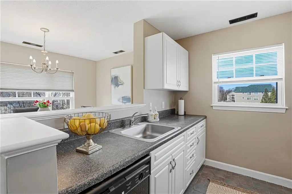 92 Mill Street Woonsocket RI 02895