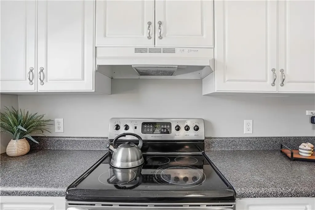 92 Mill Street Woonsocket RI 02895