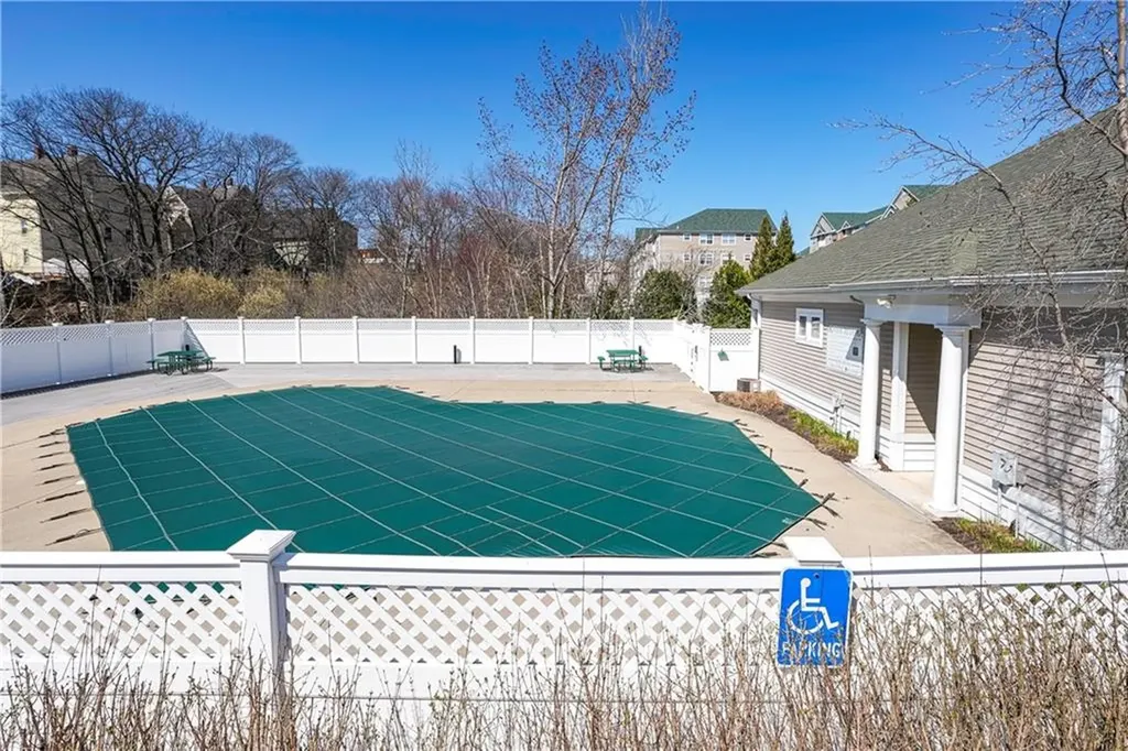 92 Mill Street Woonsocket RI 02895
