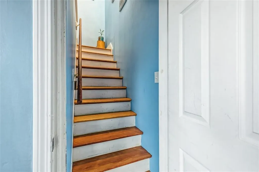300 Farmington Avenue Cranston RI 02920