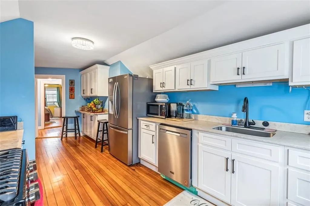 300 Farmington Avenue Cranston RI 02920