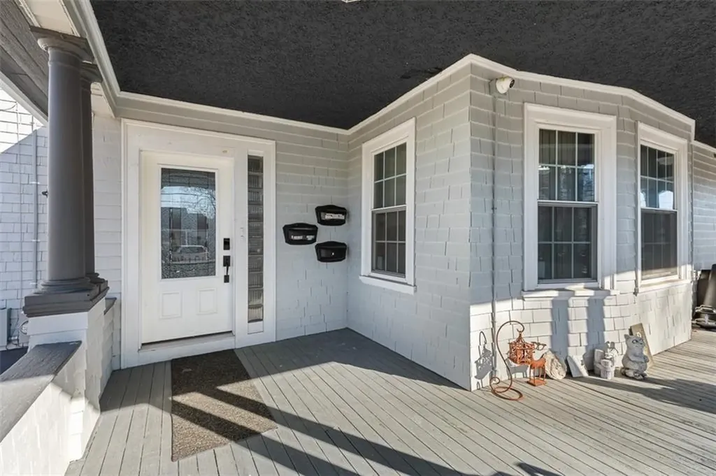 300 Farmington Avenue Cranston RI 02920