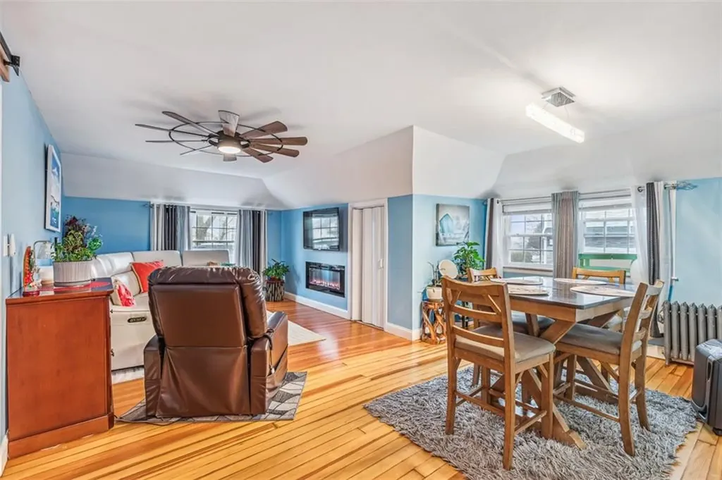 300 Farmington Avenue Cranston RI 02920