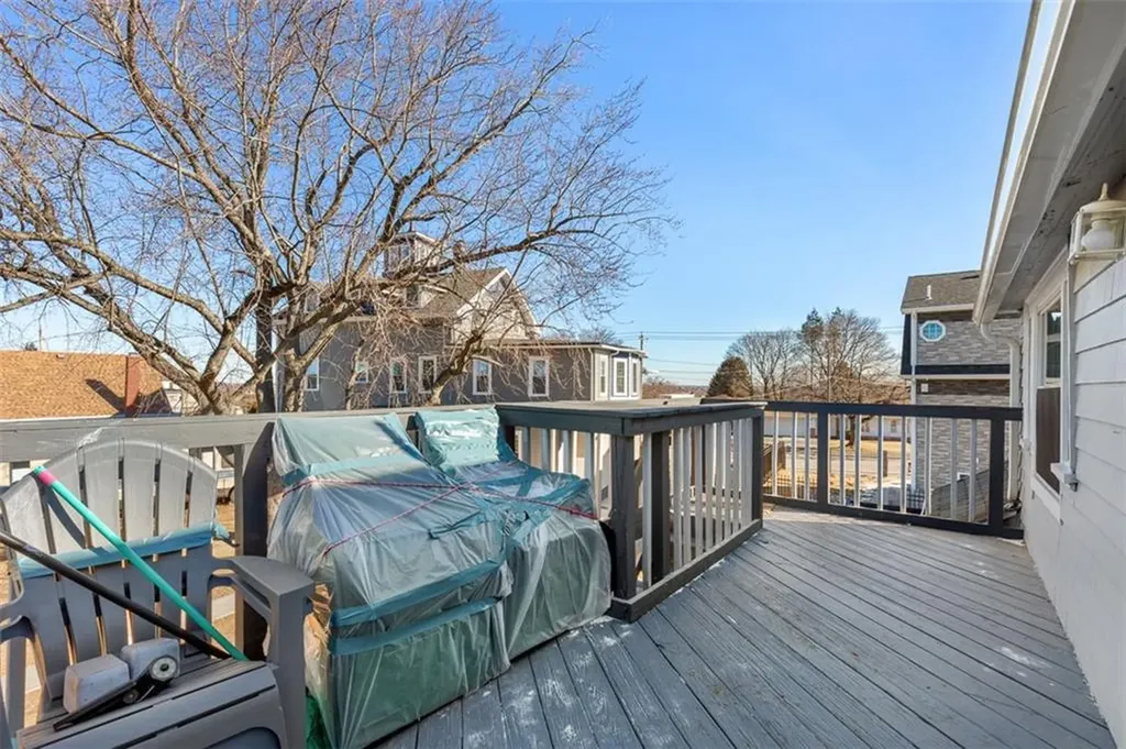 300 Farmington Avenue Cranston RI 02920
