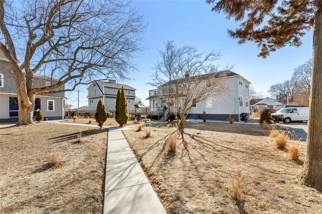 300 Farmington Avenue Cranston RI 02920
