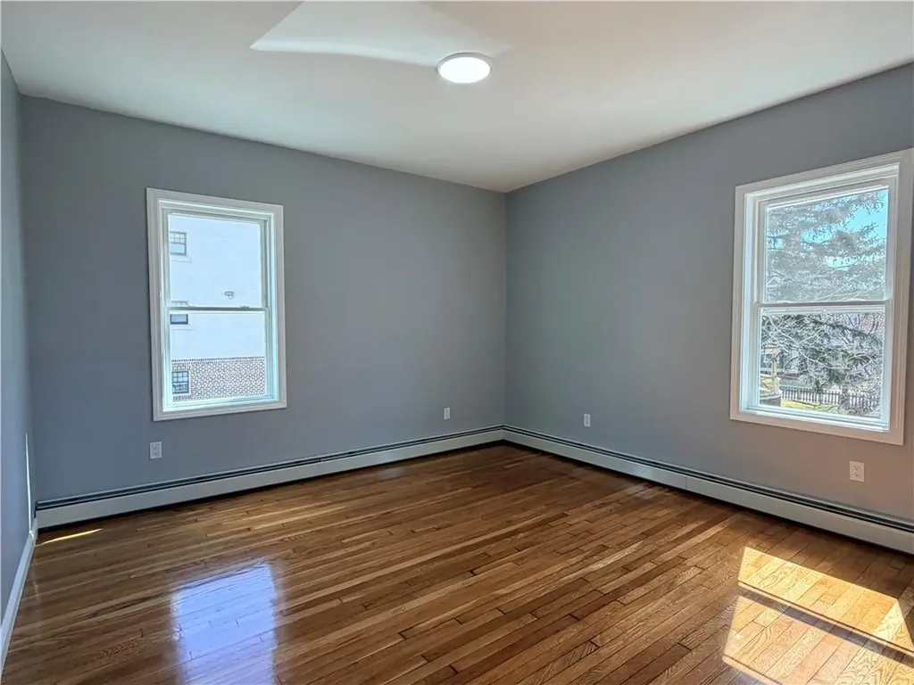 98 100 Whitmarsh Street Providence RI 02907