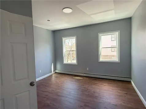 98 100 Whitmarsh Street Providence RI 02907