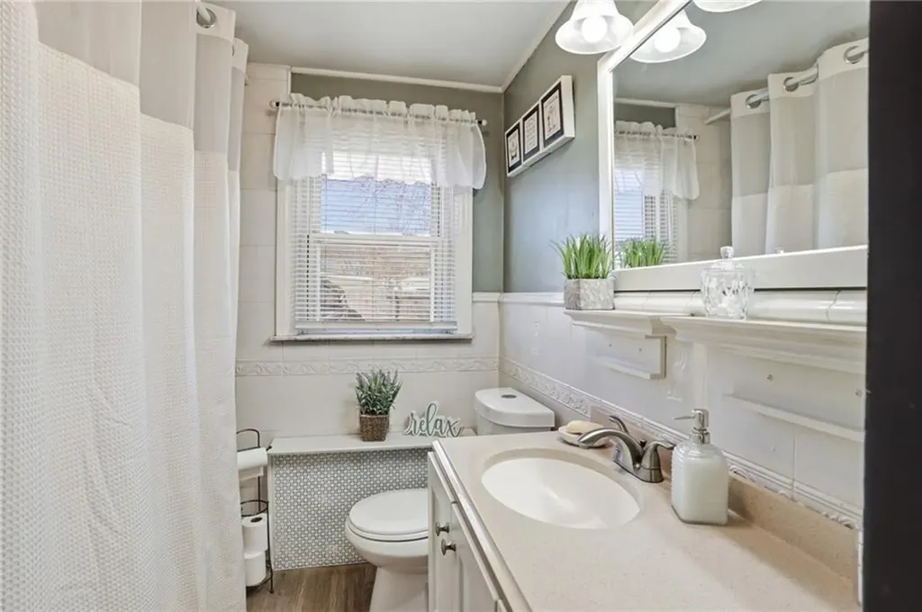514 Killingly Street Johnston RI 02919