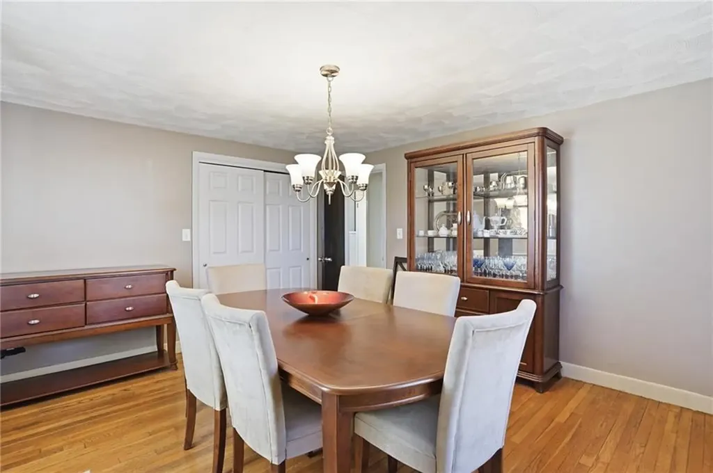 514 Killingly Street Johnston RI 02919