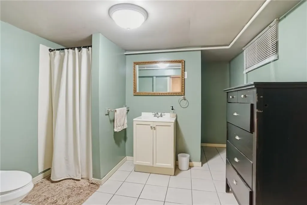 514 Killingly Street Johnston RI 02919