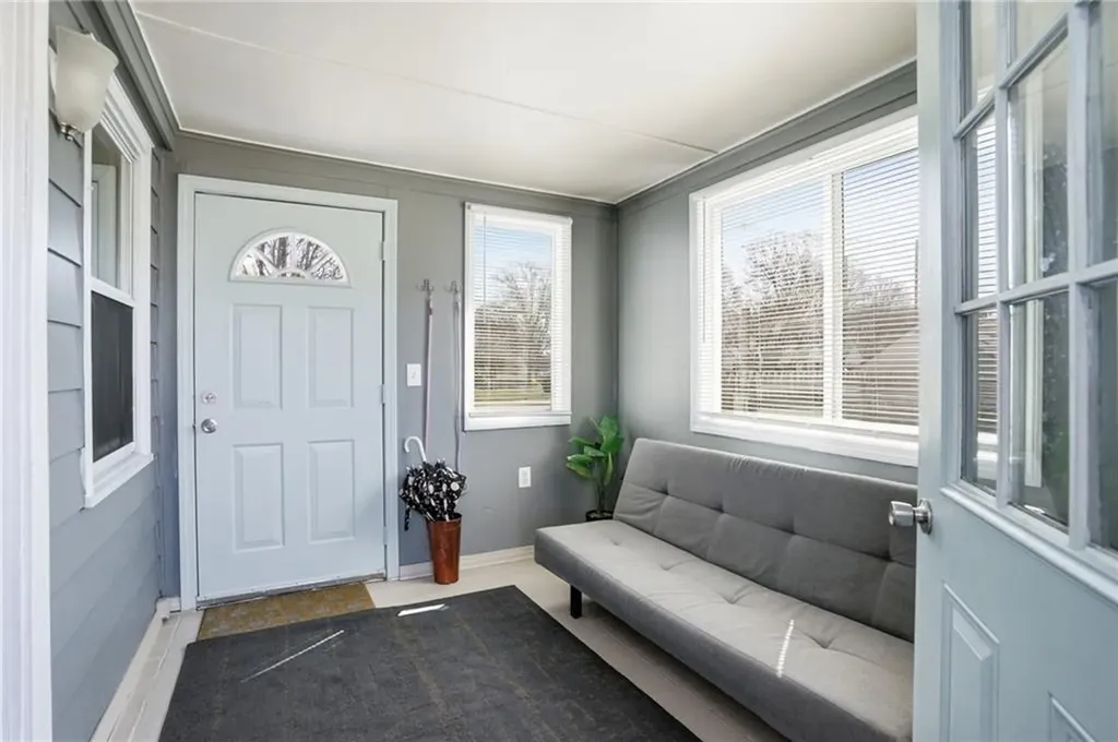 514 Killingly Street Johnston RI 02919