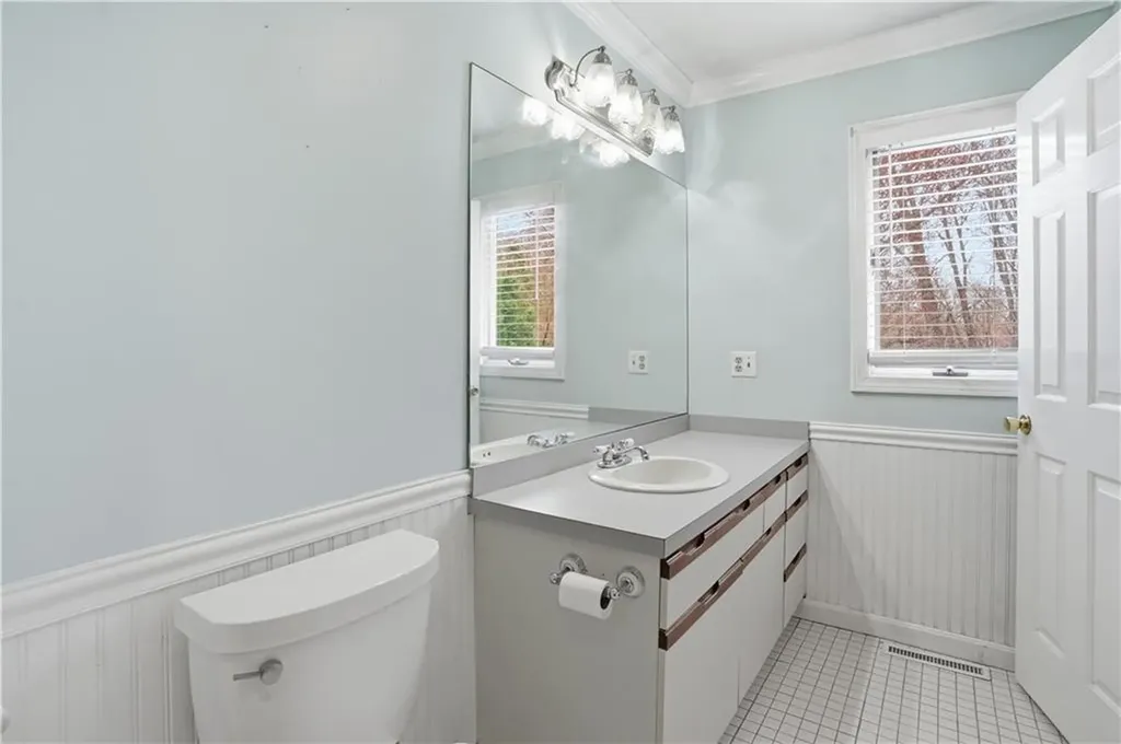 77 Valley View Drive Cranston RI 02921