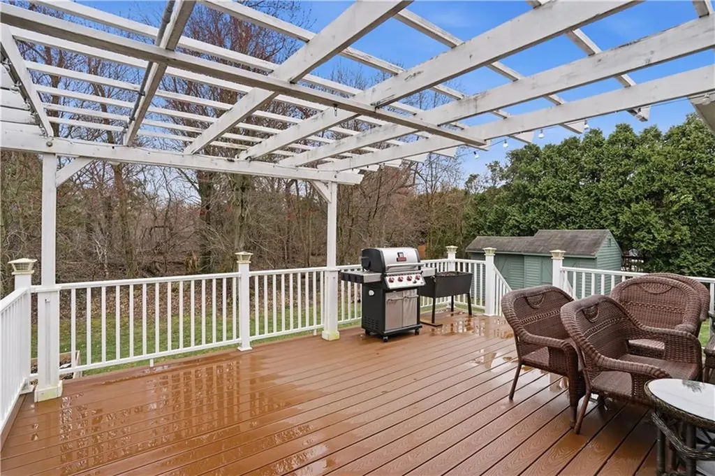 77 Valley View Drive Cranston RI 02921