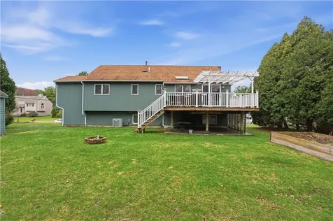 77 Valley View Drive Cranston RI 02921