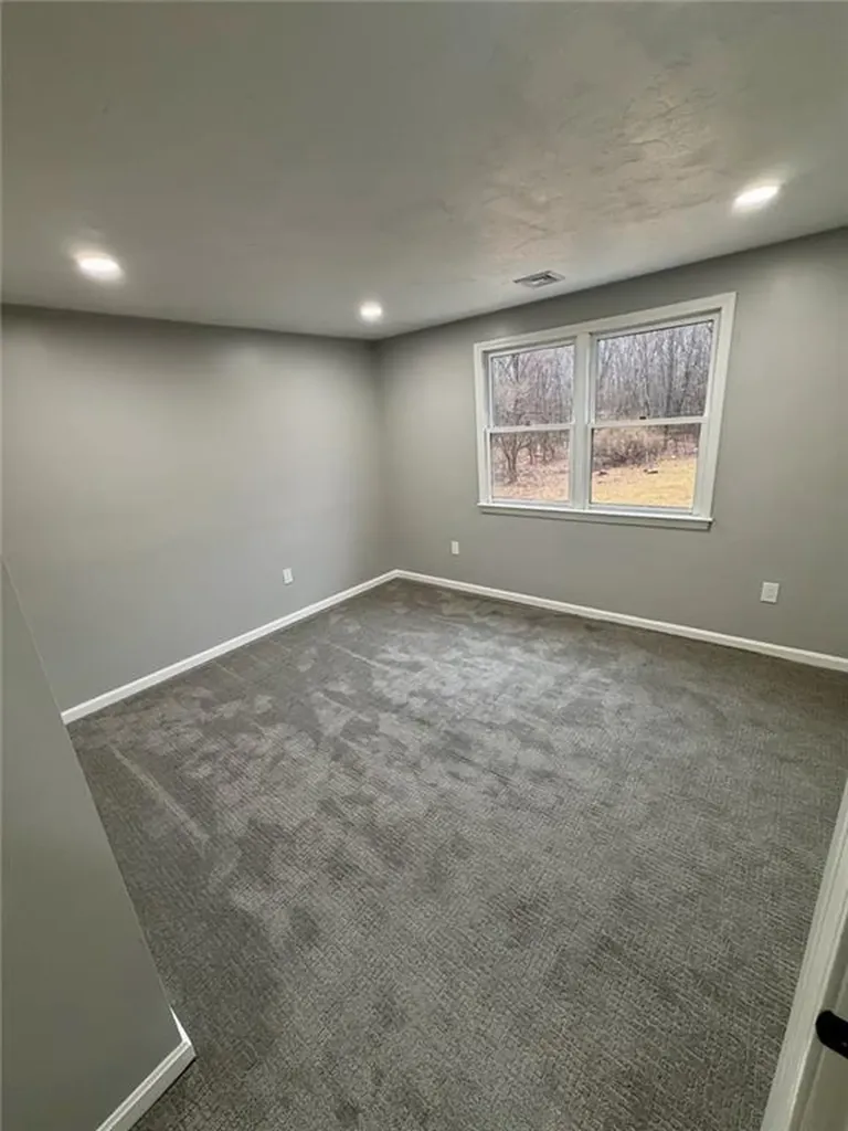 635 Iron Mine Hill Road North Smithfield RI 02896