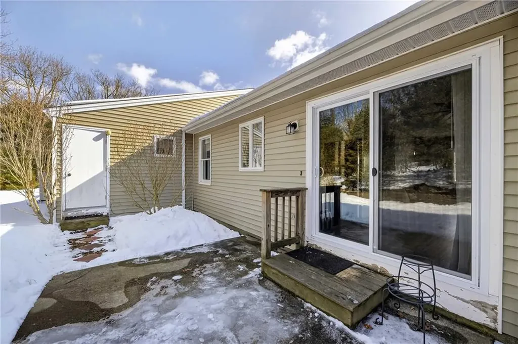 24 Castle Rock Drive Charlestown RI 02813
