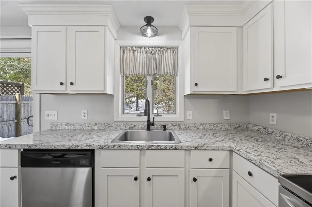 24 Castle Rock Drive Charlestown RI 02813