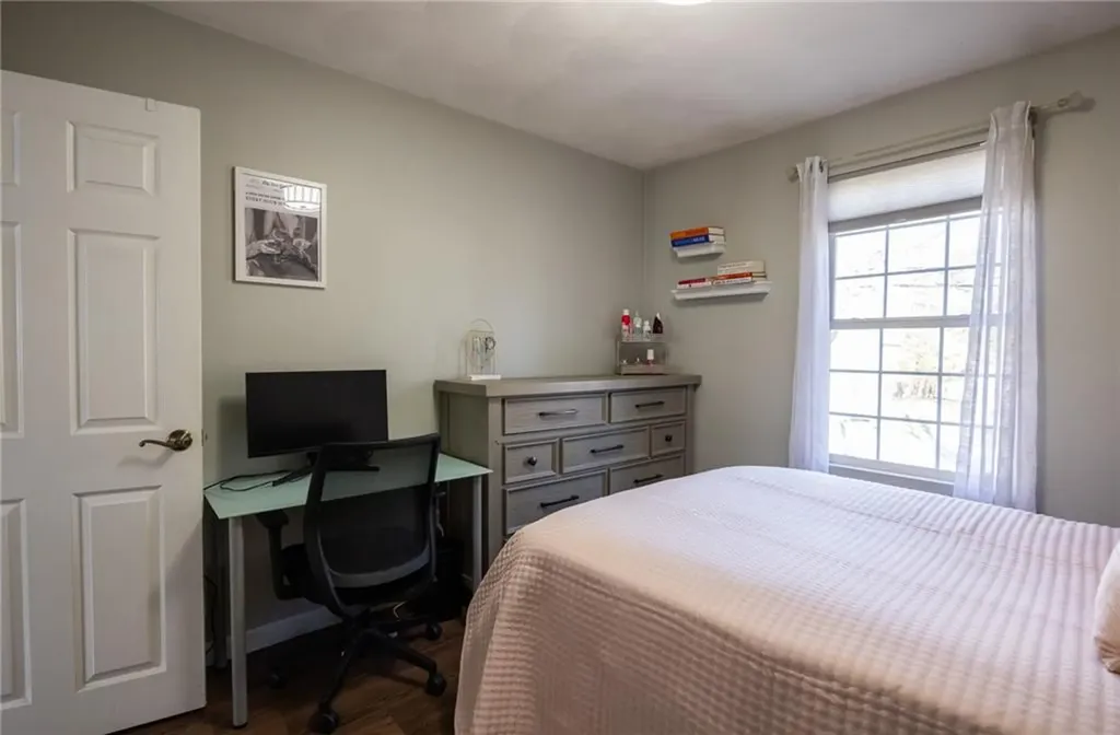 367 Commonwealth Avenue Warwick RI 02886