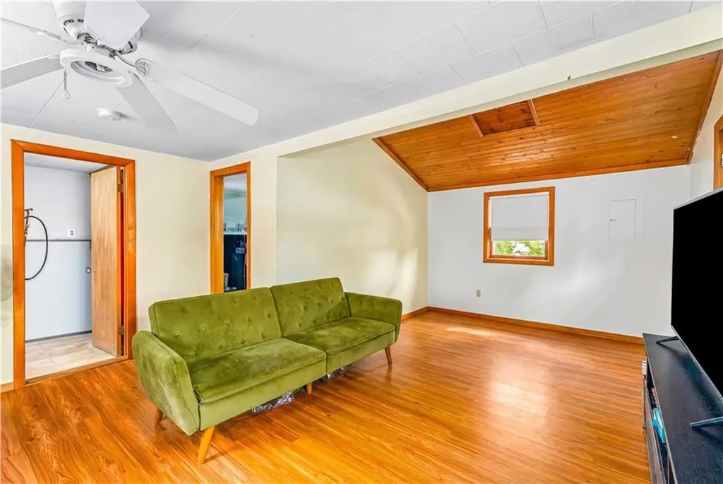 34 Steere Avenue North Providence RI 02911