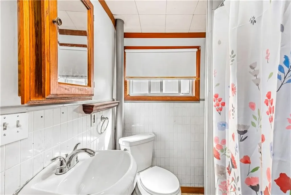 34 Steere Avenue North Providence RI 02911