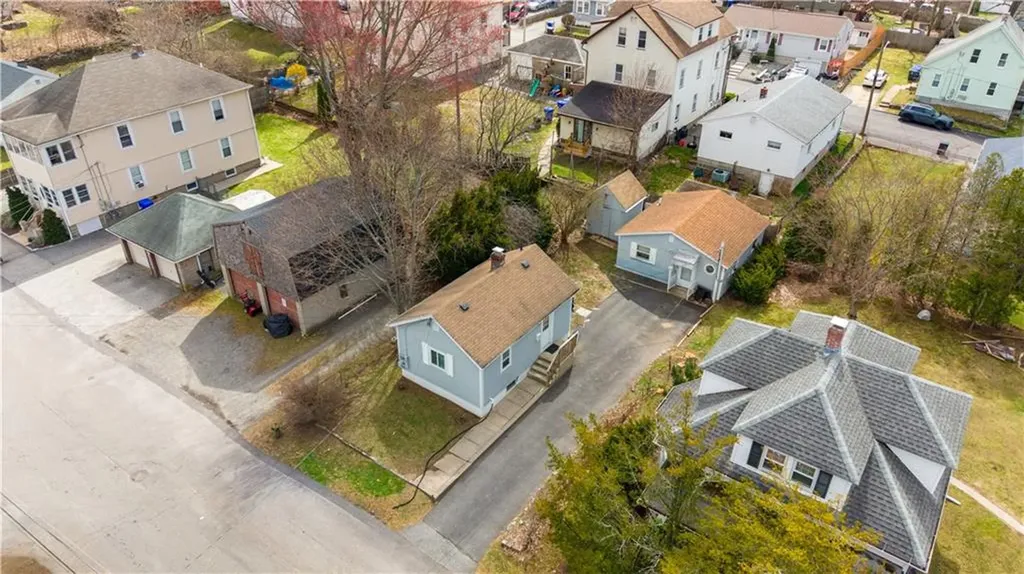 34 Steere Avenue North Providence RI 02911