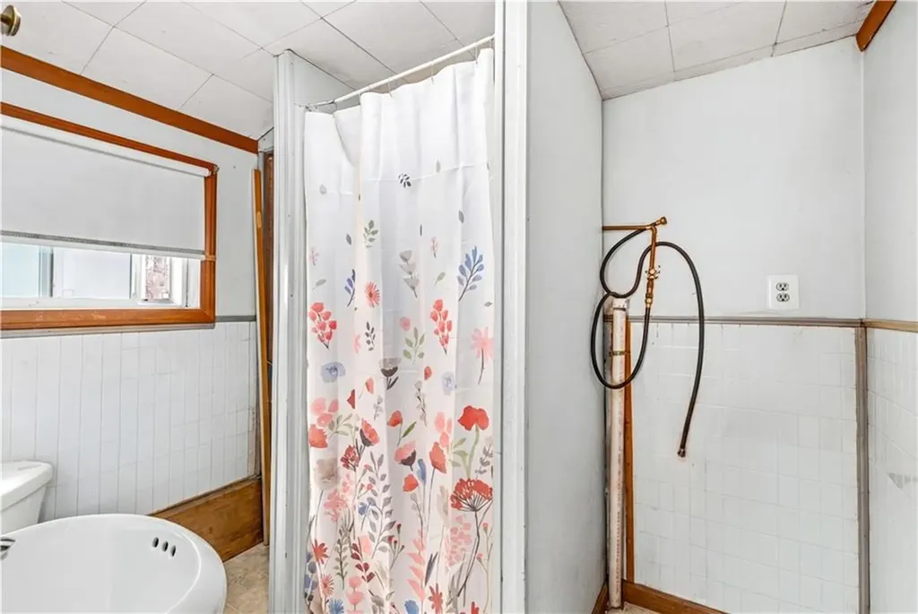 34 Steere Avenue North Providence RI 02911